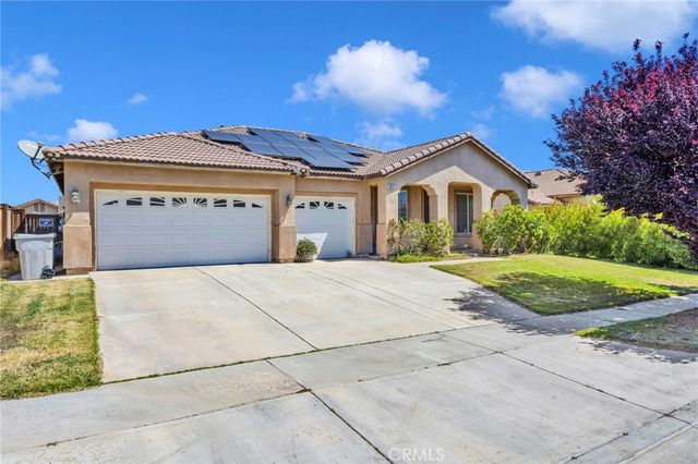 13912 Pinellia, Hesperia, CA 92344