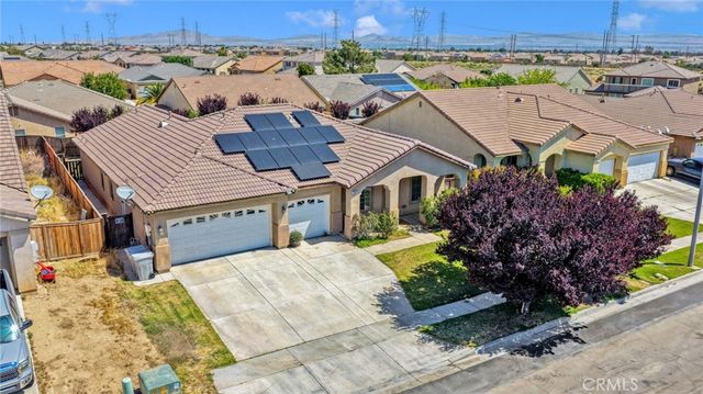 13912 Pinellia, Hesperia, CA 92344