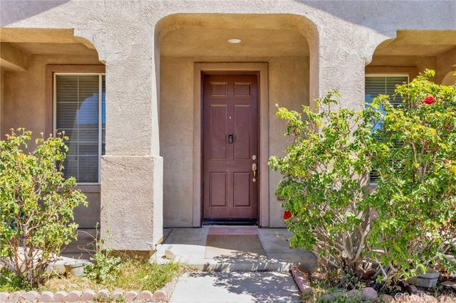 13912 Pinellia, Hesperia, CA 92344