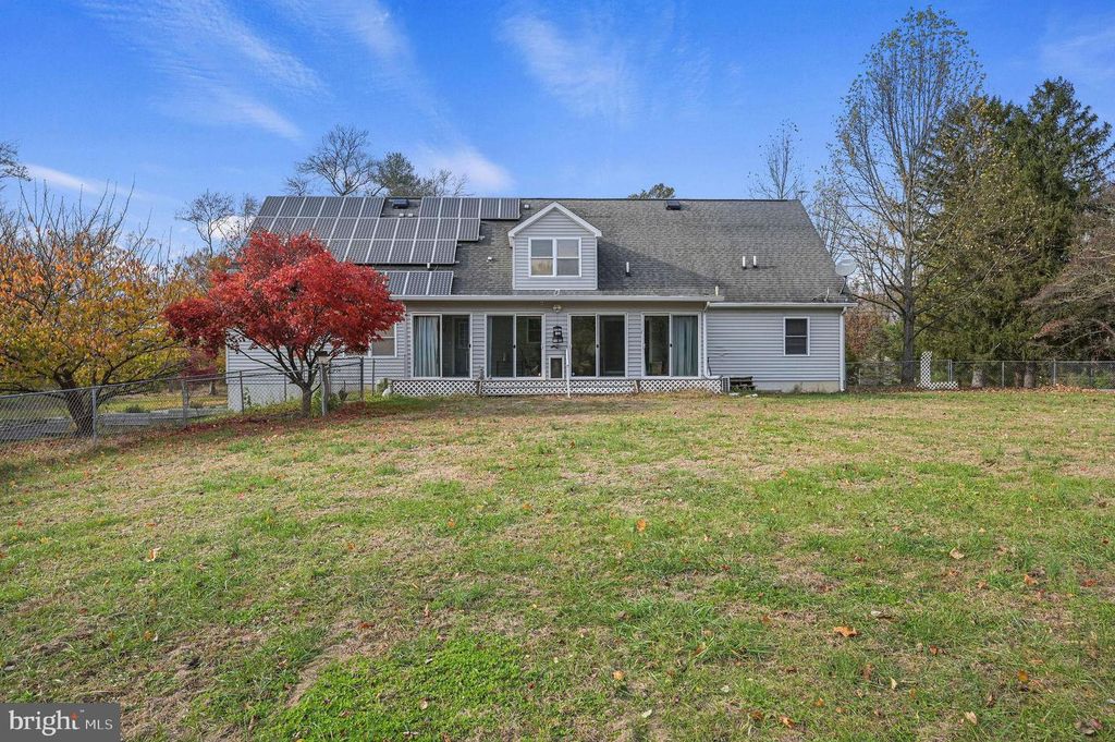 Image 4 of property listing at 850 ARTHURSVILLE RD, Hartly, DE 19953