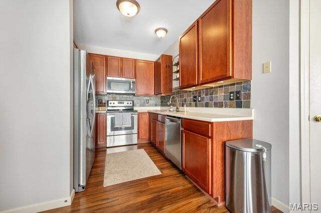 2024 Village Glen Drive, Wentzville, MO 63385