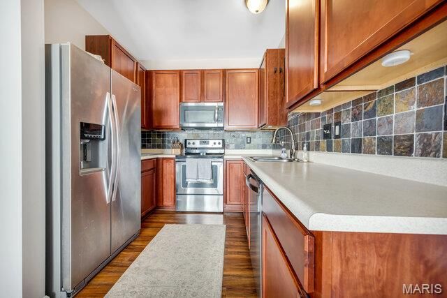 2024 Village Glen Drive, Wentzville, MO 63385