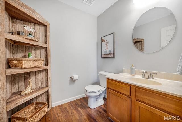 2024 Village Glen Drive, Wentzville, MO 63385