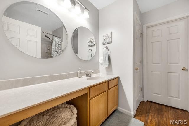 2024 Village Glen Drive, Wentzville, MO 63385