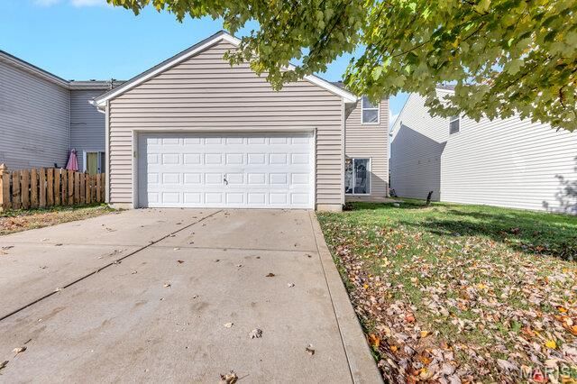 2024 Village Glen Drive, Wentzville, MO 63385