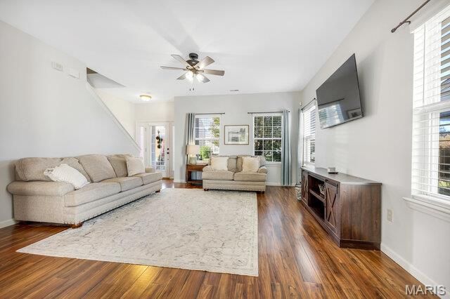 2024 Village Glen Drive, Wentzville, MO 63385