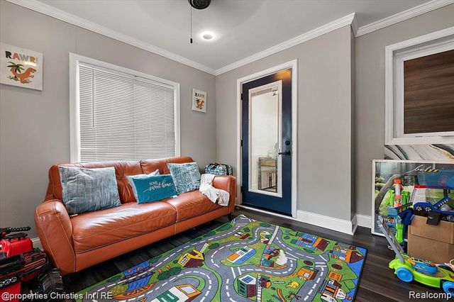 9288 Camley Street, Detroit, MI 48224