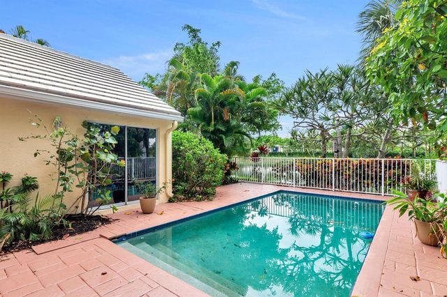 9358 Heathridge Drive, West Palm Beach, FL 33411