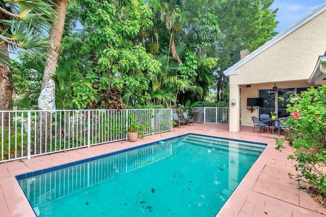 9358 Heathridge Drive, West Palm Beach, FL 33411