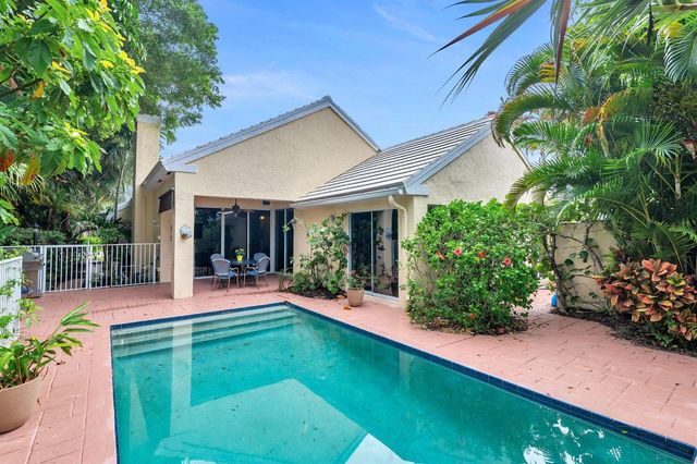 9358 Heathridge Drive, West Palm Beach, FL 33411