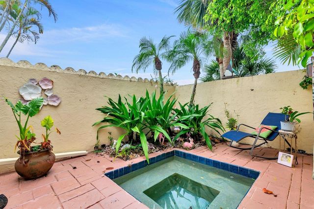 9358 Heathridge Drive, West Palm Beach, FL 33411