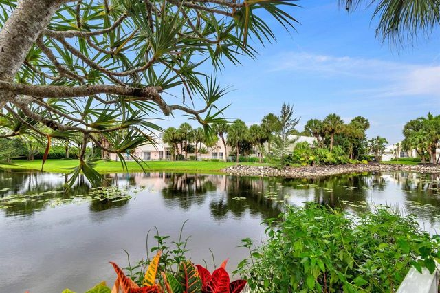 9358 Heathridge Drive, West Palm Beach, FL 33411