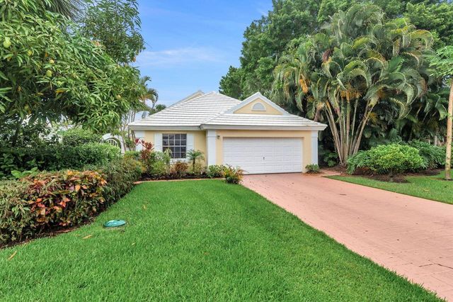 9358 Heathridge Drive, West Palm Beach, FL 33411