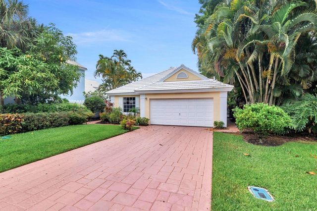 9358 Heathridge Drive, West Palm Beach, FL 33411