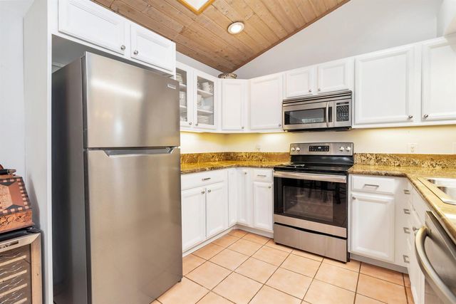 9358 Heathridge Drive, West Palm Beach, FL 33411