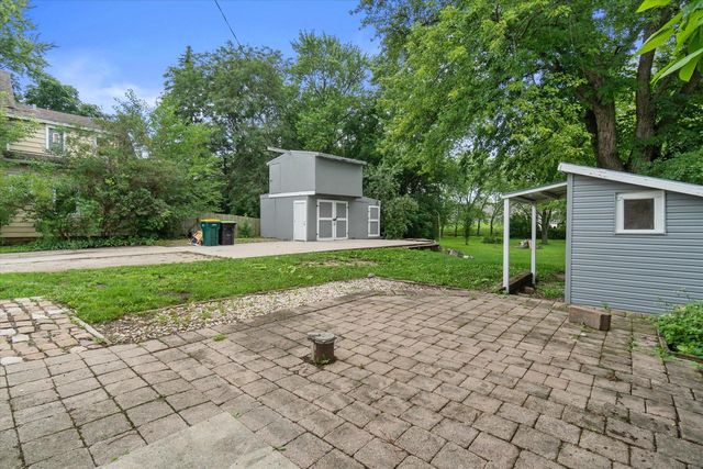 7131 S Pennsylvania AVENUE, Oak Creek, WI 53154