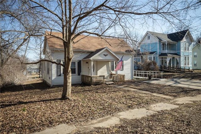 300 E Florence Street, Windsor, MO 65360