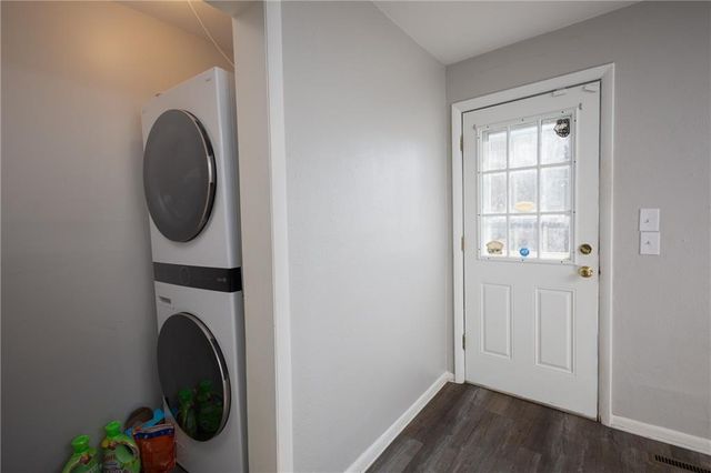 300 E Florence Street, Windsor, MO 65360