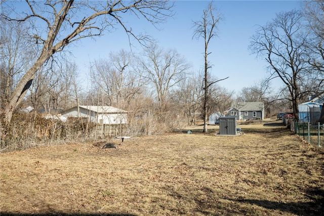 300 E Florence Street, Windsor, MO 65360