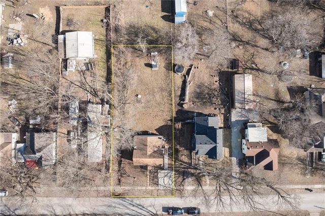 300 E Florence Street, Windsor, MO 65360