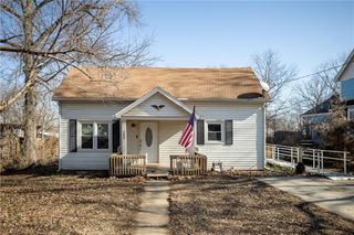 300 E Florence Street, Windsor, MO 65360