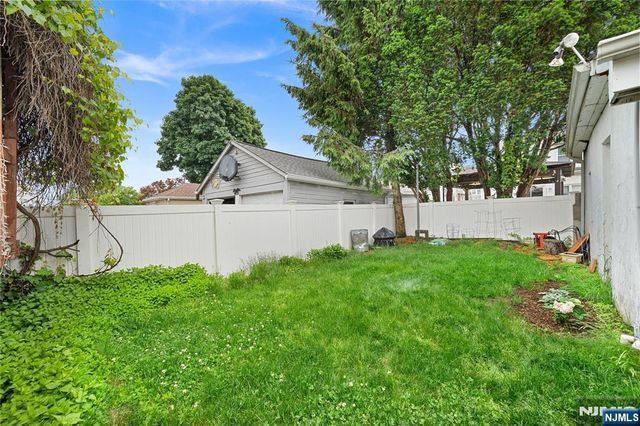 247 6th Street, Clifton, NJ 07011
