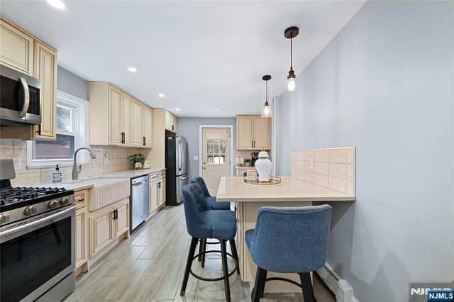 247 6th Street, Clifton, NJ 07011