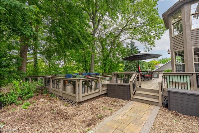 5205 Foxchase Avenue NW, Canton, OH 44718