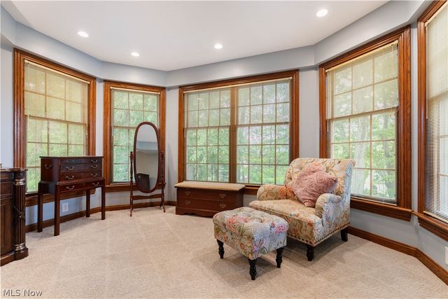 5205 Foxchase Avenue NW, Canton, OH 44718
