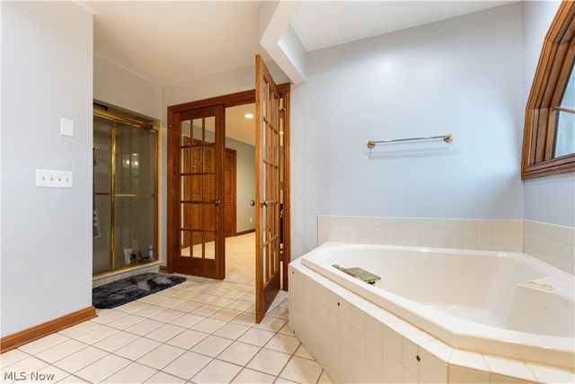 5205 Foxchase Avenue NW, Canton, OH 44718