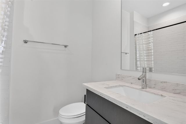 2805 McCurdy ST 14, Austin, TX 78723
