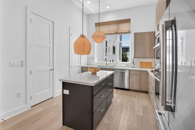 2805 McCurdy ST 14, Austin, TX 78723