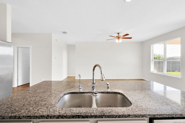 7523 Harvest Bay, San Antonio, TX 78253