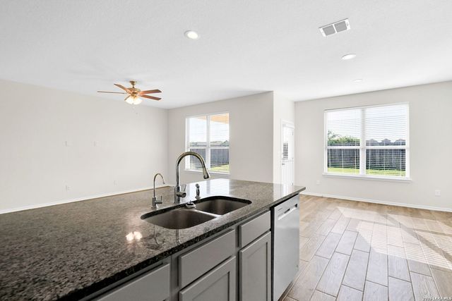 7523 Harvest Bay, San Antonio, TX 78253