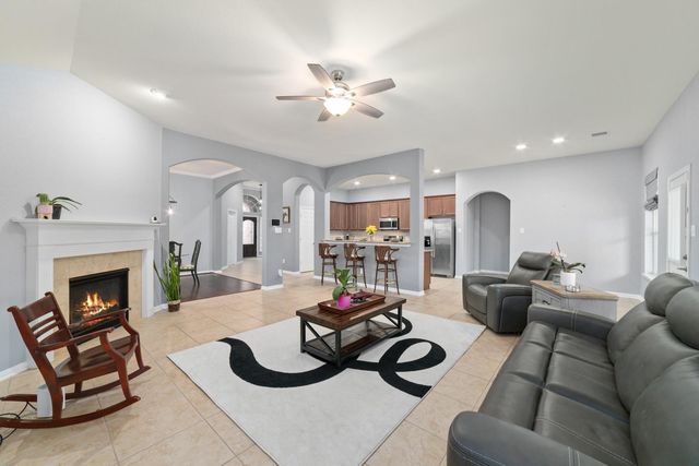 7023 Kendall Lake Court, Richmond, TX 77407