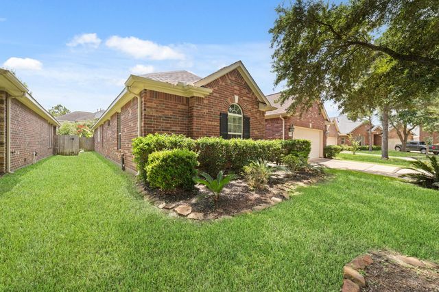 7023 Kendall Lake Court, Richmond, TX 77407