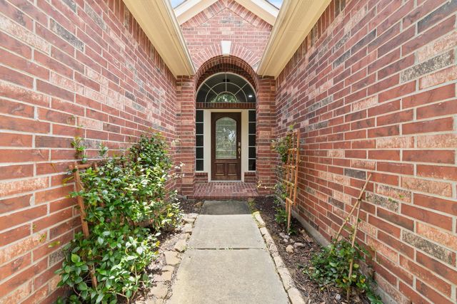 7023 Kendall Lake Court, Richmond, TX 77407