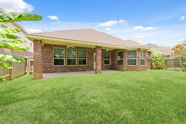 7023 Kendall Lake Court, Richmond, TX 77407