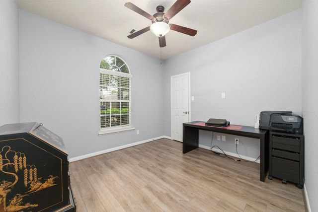 7023 Kendall Lake Court, Richmond, TX 77407