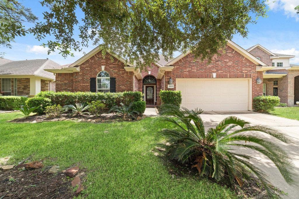 7023 Kendall Lake Court, Richmond, TX 77407
