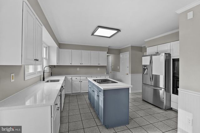 13 BRIAN DANIEL CT, Reisterstown, MD 21136