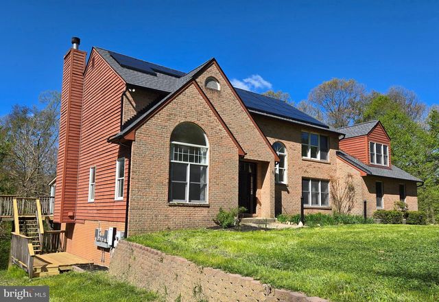 13 BRIAN DANIEL CT, Reisterstown, MD 21136