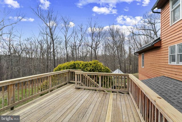 13 BRIAN DANIEL CT, Reisterstown, MD 21136