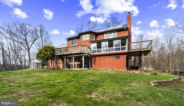 13 BRIAN DANIEL CT, Reisterstown, MD 21136