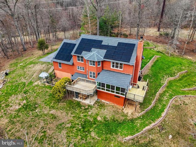 13 BRIAN DANIEL CT, Reisterstown, MD 21136