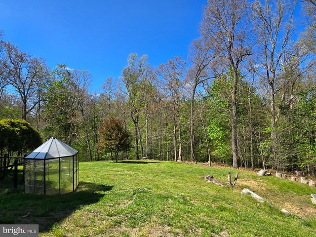 13 BRIAN DANIEL CT, Reisterstown, MD 21136
