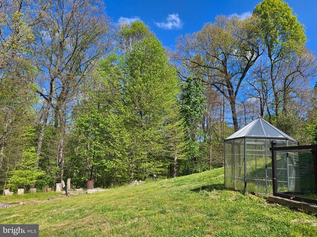 13 BRIAN DANIEL CT, Reisterstown, MD 21136