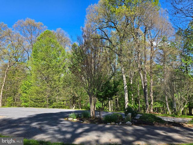 13 BRIAN DANIEL CT, Reisterstown, MD 21136