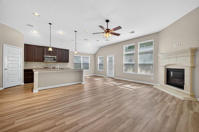 17914 Logans Pine Drive, Tomball, TX 77377