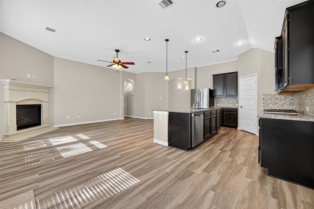 17914 Logans Pine Drive, Tomball, TX 77377